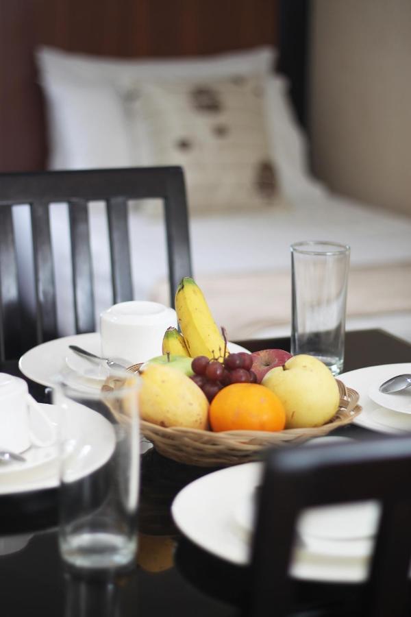 Rosetta Guest House Ormoc Buitenkant foto
